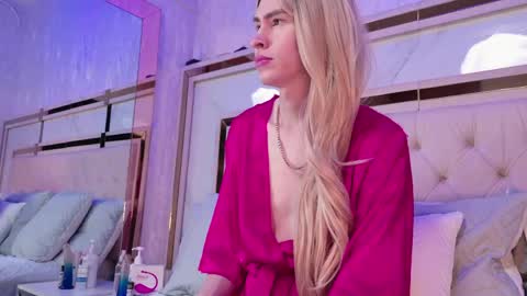 angela_white22 online show from 06/07/26, 02:43