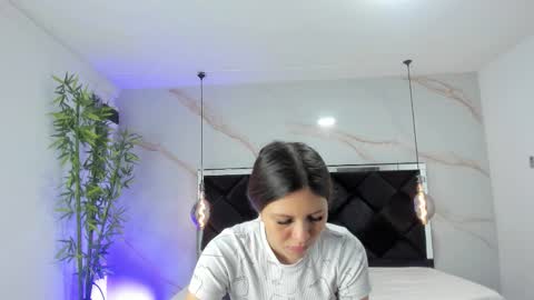ANGELA online show from 11/06/25, 12:17