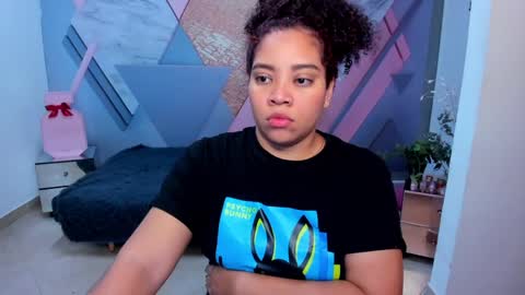 Snapshot of angelacoffee chatting on 02/06/25, 07:29 Angela online show from 02/06/25, 07:29