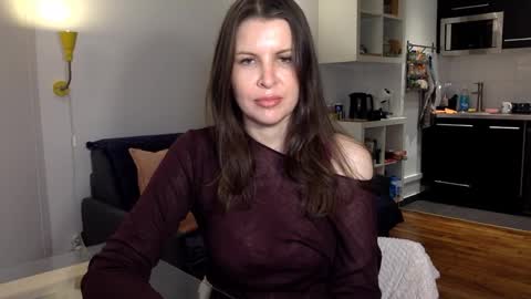 Snapshot of angeladarkk chatting on 11/19/25, 07:36 Angela online show from 11/19/25, 07:36