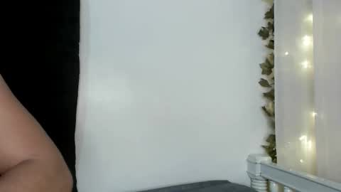 ANGELA online show from 09/19/25, 06:59