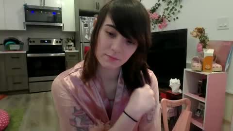 angelalice555 online show from 10/04/25, 05:38