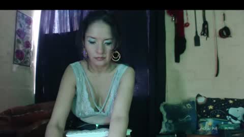 Angela online show from 07/06/26, 08:00