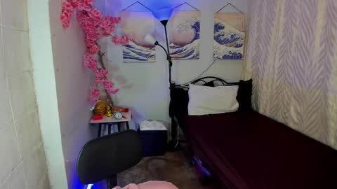 Snapshot of angelamorena chatting on 10/13/25, 10:32 angelamorena online show from 10/13/25, 10:32