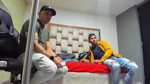 Angel And Cris online show from 09/13/25, 12:16