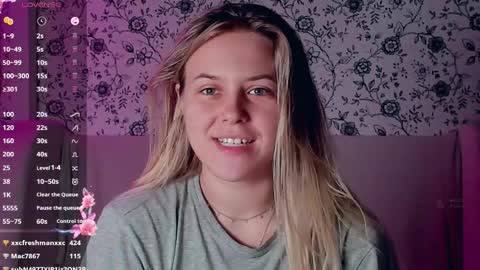 Darsi Anty online show from 11/29/25, 01:36