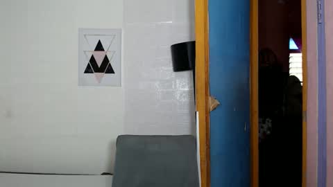 Snapshot of angelavida chatting on 10/27/25, 03:43 angel- i am new here please do understand that i only get naked on private room thank you online show from 10/27/25, 03:43