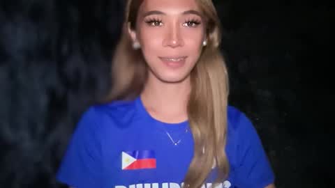 Angel online show from 11/28/25, 05:04