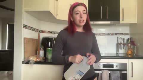 venellope888 online show from 02/01/25, 04:35