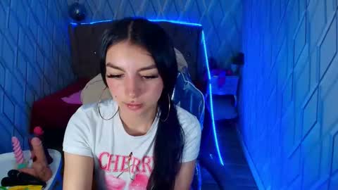 Angel online show from 04/26/26, 03:21