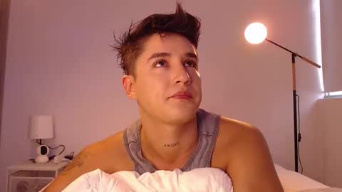 Angel online show from 10/17/25, 09:39