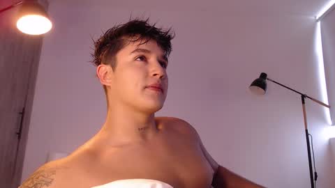 Snapshot of angelcossio chatting on 11/09/25, 07:12 Angel online show from 11/09/25, 07:12