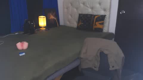 Angel online show from 01/26/25, 01:41