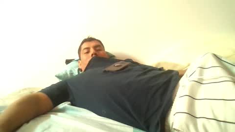 Snapshot of angeldavid90 chatting on 10/07/25, 02:03 angeldavid90 online show from 10/07/25, 02:03