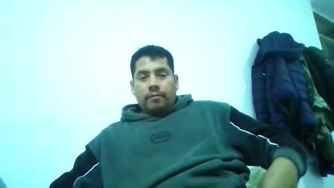 Snapshot of angeldavid90 chatting on 10/22/25, 02:12 angeldavid90 online show from 10/22/25, 02:12