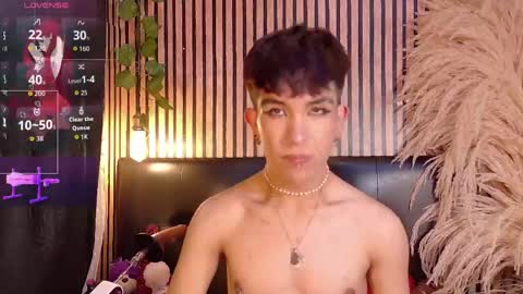 Snapshot of angeldustt_19 chatting on 03/29/26, 03:12 Angel dust online show from 03/29/26, 03:12