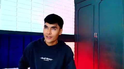 AngelduzZzt online show from 10/18/25, 01:12