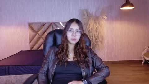 angel online show from 04/11/26, 02:10