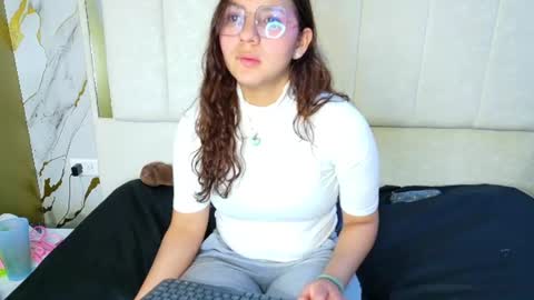 angel online show from 06/25/26, 12:10