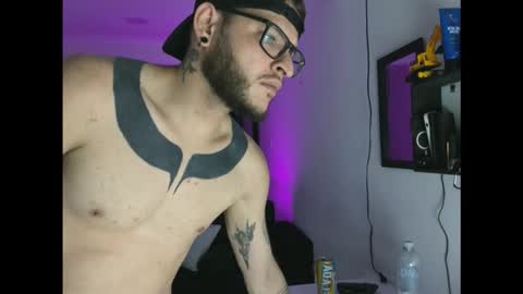 angelfrancooo online show from 11/02/25, 06:05