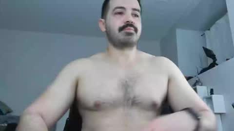 Snapshot of angelfusco chatting on 03/10/26, 04:50 Angel Fusco online show from 03/10/26, 04:50