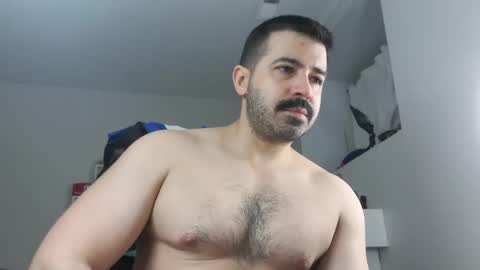 Snapshot of angelfusco chatting on 04/06/26, 06:25 Angel Fusco online show from 04/06/26, 06:25