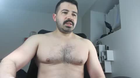 Snapshot of angelfusco chatting on 04/20/26, 12:35 Angel Fusco online show from 04/20/26, 12:35