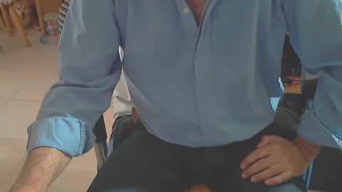 Snapshot of angelgarcia269 chatting on 10/17/25, 11:57 angelgarcia269 online show from 10/17/25, 11:57