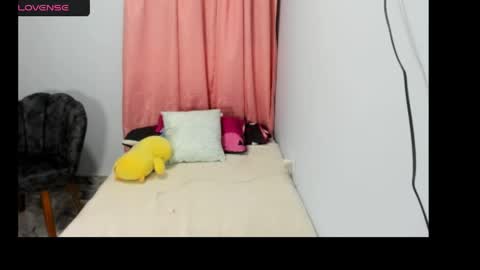 Snapshot of angeli_hot01 chatting on 06/09/26, 04:13 angeli_hot01 online show from 06/09/26, 04:13