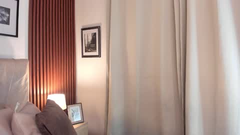 Snapshot of angeli_sexi chatting on 03/13/26, 12:06 Carolina online show from 03/13/26, 12:06