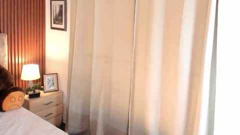 Snapshot of angeli_sexi chatting on 03/20/26, 12:15 Carolina online show from 03/20/26, 12:15