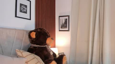 Snapshot of angeli_sexi chatting on 03/31/26, 02:57 Carolina online show from 03/31/26, 02:57