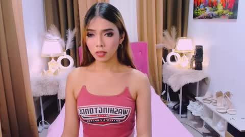 MISS PAU online show from 10/04/25, 02:04