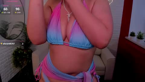 Snapshot of angelic_coy chatting on 05/16/26, 03:55 Angelic beauty online show from 05/16/26, 03:55