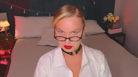 Angelic beauty online show from 06/25/26, 10:53