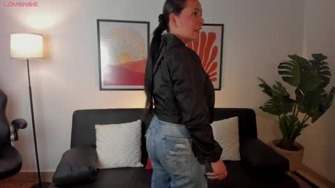Angelica Cross online show from 06/03/26, 08:14