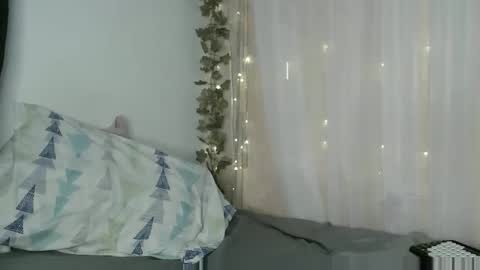 angelica gomez online show from 12/04/25, 01:04