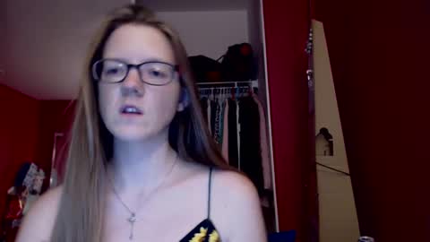 Snapshot of angelicangel3 chatting on 10/01/25, 05:24 AngelicAngel online show from 10/01/25, 05:24