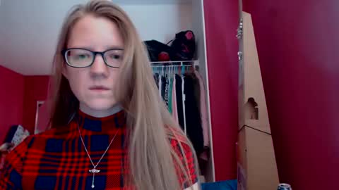 Snapshot of angelicangel3 chatting on 10/03/25, 05:32 AngelicAngel online show from 10/03/25, 05:32