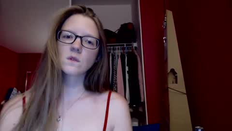 Snapshot of angelicangel3 chatting on 10/09/25, 06:33 AngelicAngel online show from 10/09/25, 06:33