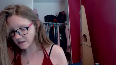 Snapshot of angelicangel3 chatting on 10/29/25, 07:26 AngelicAngel online show from 10/29/25, 07:26