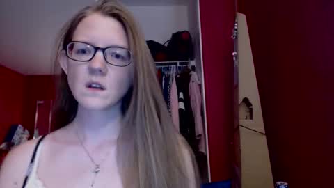 Snapshot of angelicangel3 chatting on 11/09/25, 12:42 AngelicAngel online show from 11/09/25, 12:42