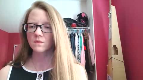 AngelicAngel online show from 04/25/26, 01:08