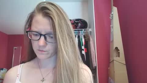 AngelicAngel online show from 05/11/26, 07:44