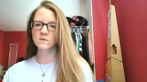 AngelicAngel online show from 06/18/26, 08:46
