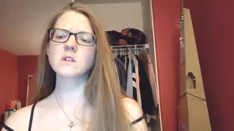 AngelicAngel online show from 07/18/26, 05:22