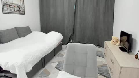 Angelica online show from 05/28/26, 06:49
