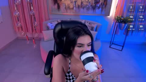  Angelica Vega  online show from 02/04/25, 10:13