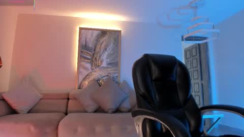 Snapshot of angelicavega_ chatting on 11/19/25, 05:35 Angelica Vega online show from 11/19/25, 05:35