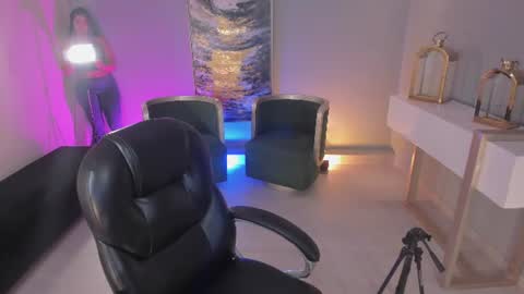  Angelica Vega  online show from 06/19/26, 08:34